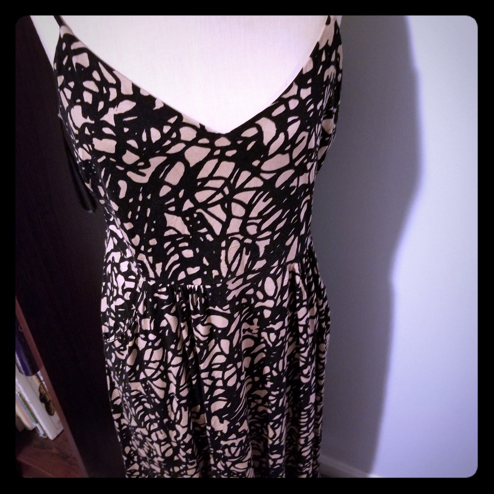 Sexy Nude and Black swingy LOFT dress